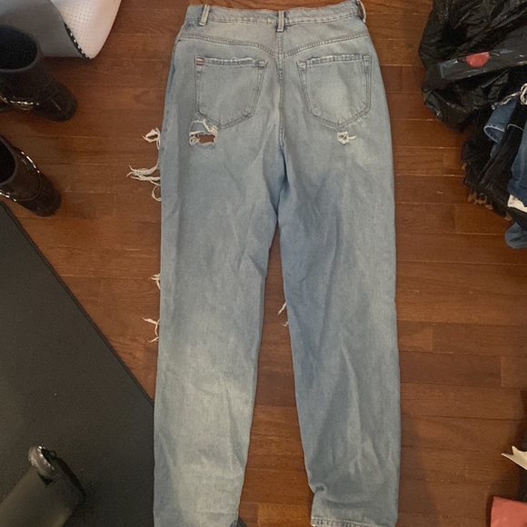 Urban Outiftter’s ripped jeans - Picture 2 of 2